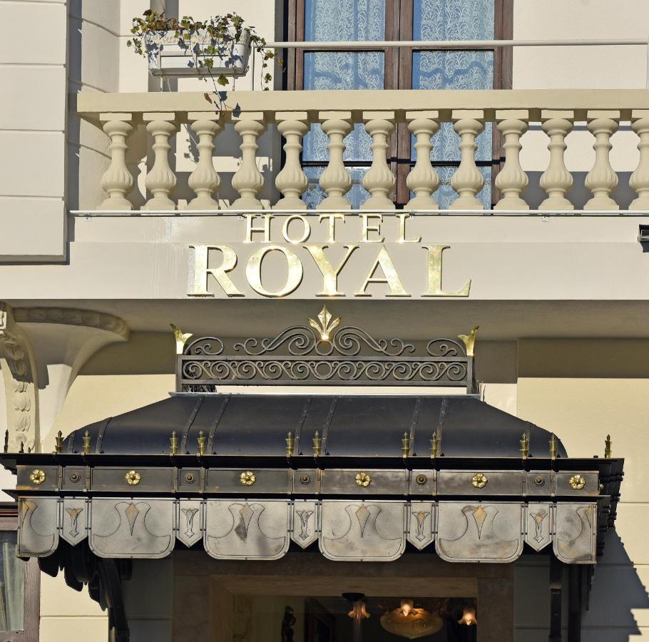 Royal Hotel Varna Exterior foto